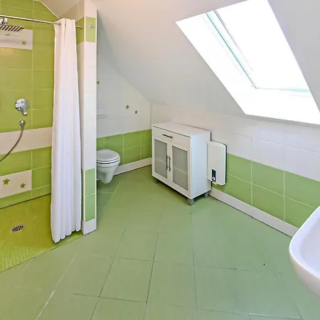 Ferienwohnung Zwiedorf Apartment *